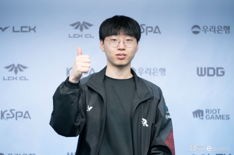 '기인' 형에게 많이 배우고 있어요