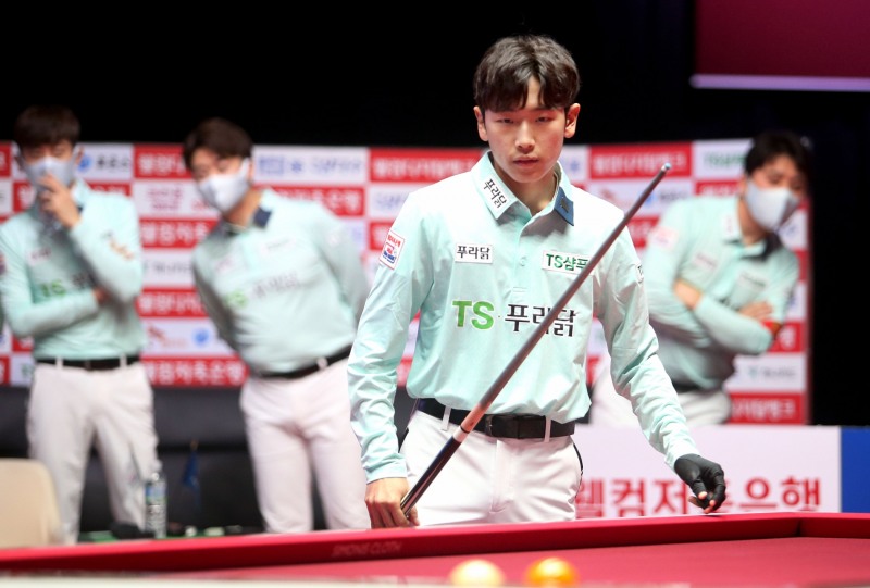 막강 A조 1위로 4강에 오른 26세 임성균(사진=PBA)