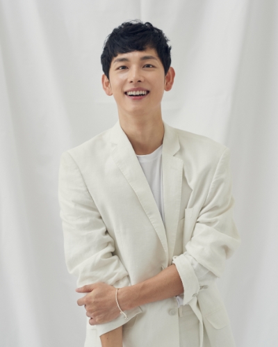 희망브리지 전국재해구호협회(회장 송필호)는 배우 임시완이 튀르키예‧시리아 지진 피해 복구 성금을 기부했다고 8일 밝혔다. / 사진 = 희망브리지 전국재해구호협회