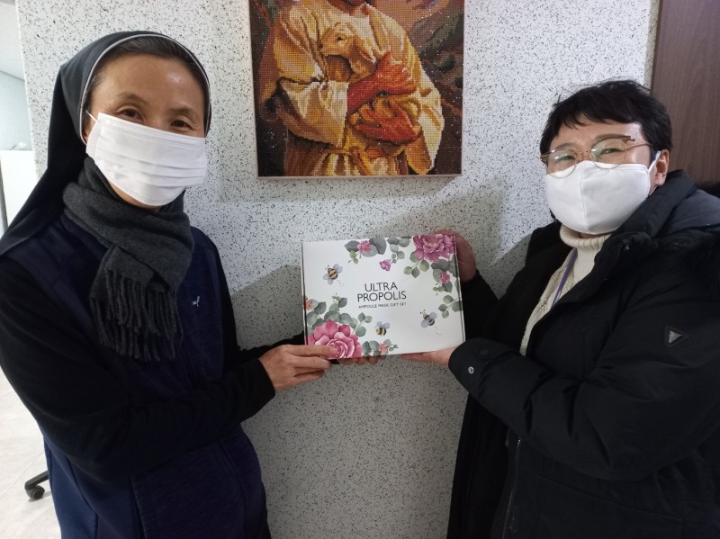 자민경, 가족복지시설 ‘마리아의 집’에 1,300만원 상당의 제품 기부