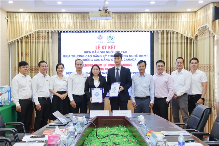 캐나다 온라인 테솔 메카 글렌 컬리지, 베트남 공과대학과 MOU 체결