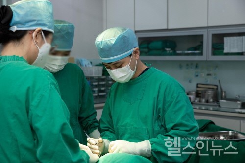 팀플란트치과의원방성진대표원장
