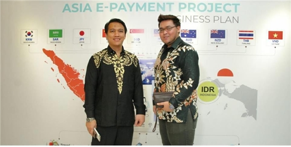Mr. Taufik Ganesha와 Mr. Raine Renaldi