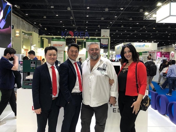 유앤씨인터내셔널, 두바이 ‘AEEDC 덴탈 전시회’ 성황리에 종료