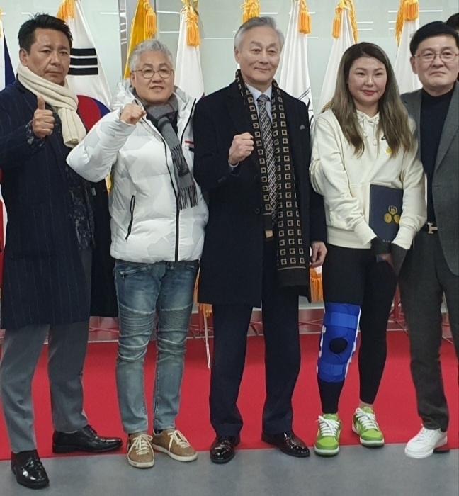 WK엔터테인먼트, 오는 5월 31일 최현미 VS 바움가드너 여자복싱 타이틀전 유치