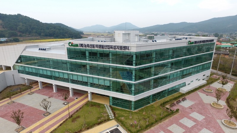 미생물 산업육성지원센터 (사진제공 = 정읍시)