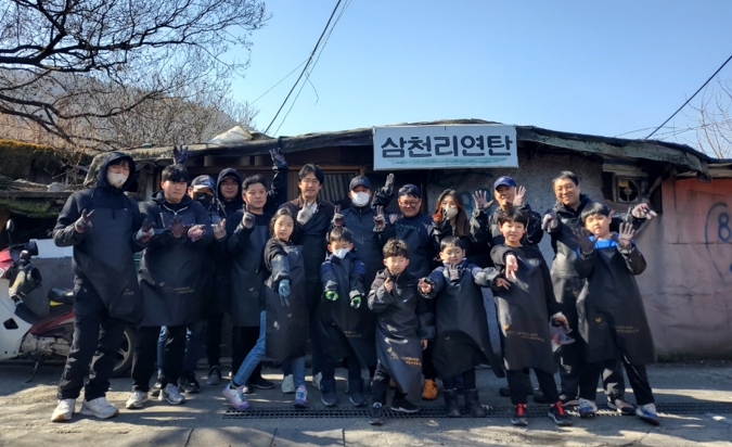 올림플래닛 임직원, 사랑의 연탄 나눔 봉사 활동 펼쳐