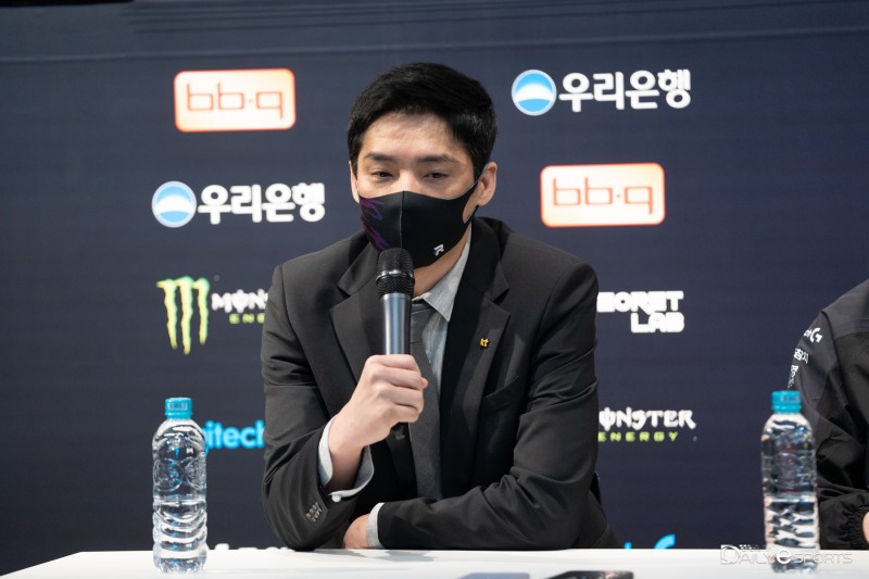 kt 롤스터 '히라이' 강동훈 감독.