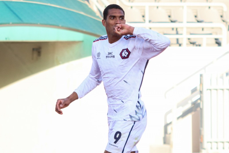 충북청주의 스트라이커 조르지