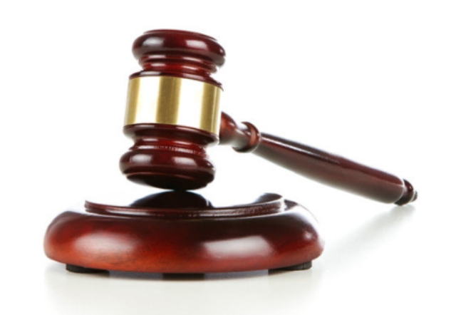 SM 재판부는 이수만이 제기한 신주 및 전환사채 발행금지 가처분을 인용하였다.