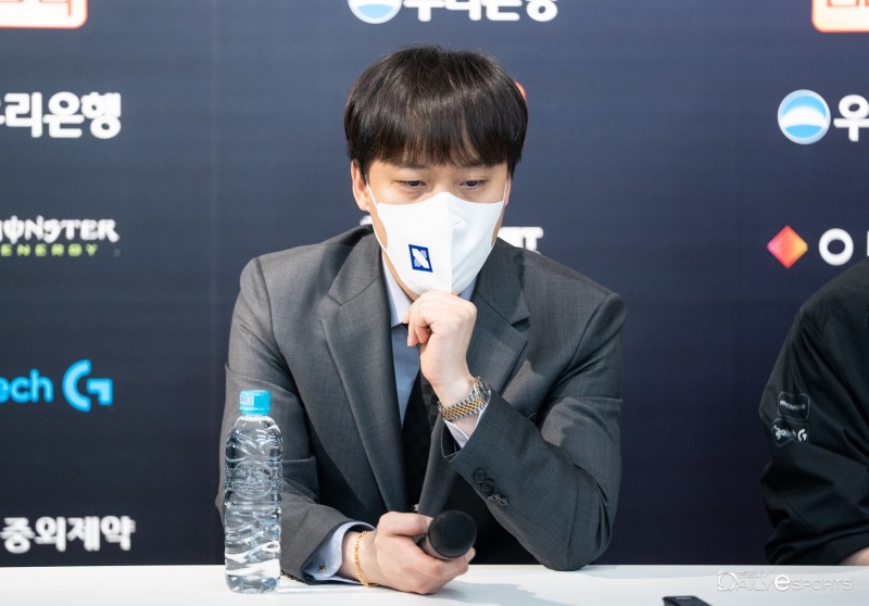 디알엑스 김목경 감독.