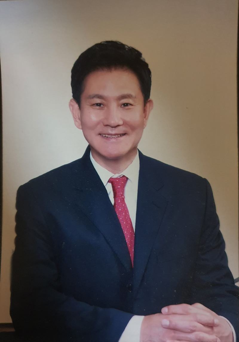 농구 스타플레이어 출신 임정명 KBL 패밀리 회장은 "신입 회원 늘리기, 기금 조성하기, 모임 활성화 등 3개 방안 실행에 주력하겠다"고 했다.