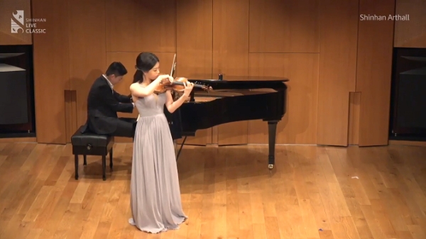 신한라이브클래식 이미지 / 제공:신한은행