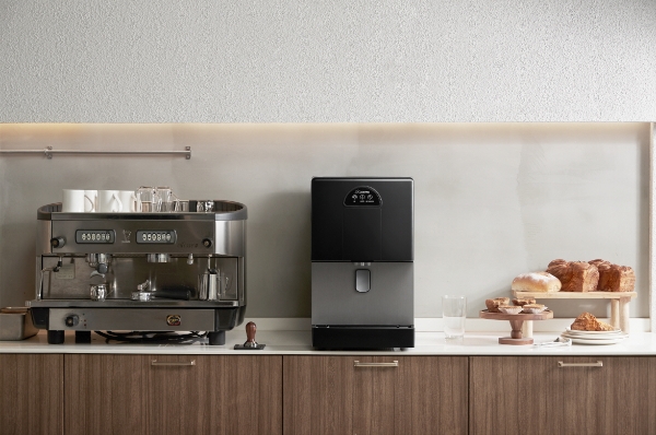 아이스트로 디스펜서 제빙기 제품 연출 이미지 / 제공:SK매직