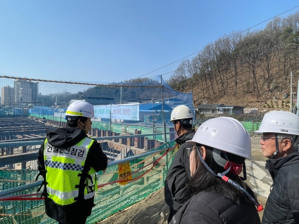 국토안전관리원 영남지사, `아차사고` 신고 현장 합동조사 모습. / 사진제공:국토안전관리원