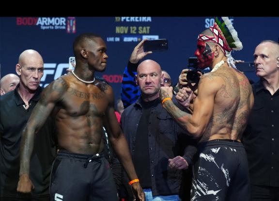 UFC 2차전을 앞두고 있는 아데산야(왼쪽)와 페레이라(사진=UFC)