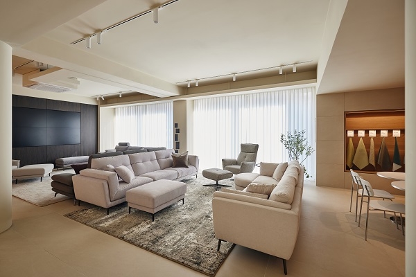 자코모 직영 플래그십 남양주점 패브릭 소파관 1층 이미지