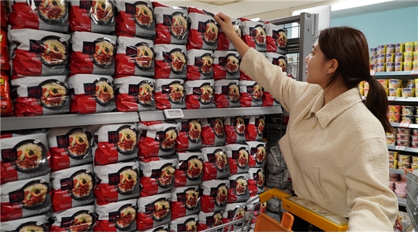 하림 ‘더미식 비빔면’, 올 여름 비빔면 시장서 4강 구도 경쟁 기대