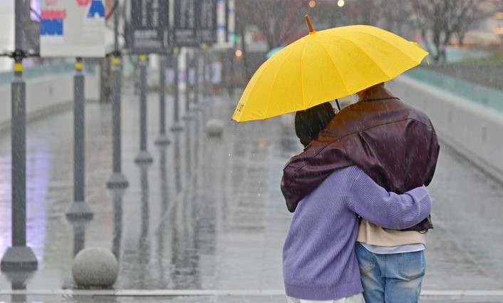 [날씨] 대전·충남·세종 낮 한때 비, 최대 30㎜…미세먼지  ‘나쁨’