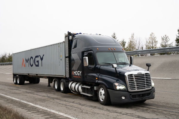 Amogy가 암모니아 기반 수소 연료전지 시스템을 적용해 실증을 진행했던 대형트럭 / 제공:SK이노베이션