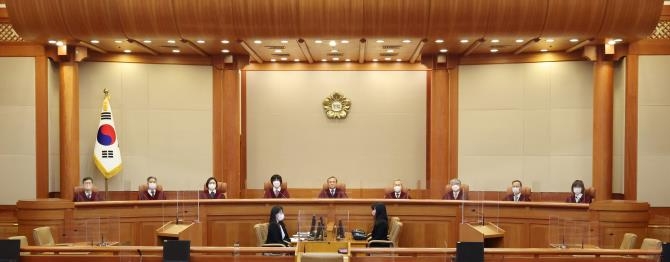 헌재 "검수완박 가결 선포 문제 없어"..."심의 표결권은 침해"