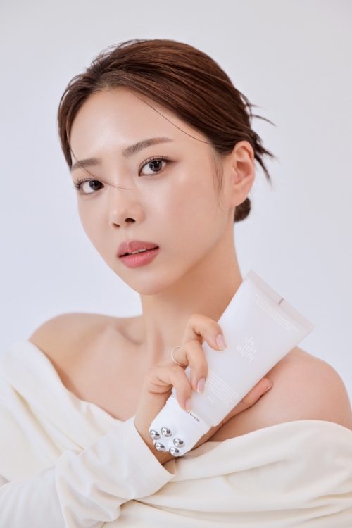 뷰티 브랜드 시모먼트, 나는 솔로 10기 '옥순’ 모델 발탁