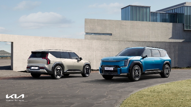 기아는 29일 ‘The Kia EV9(EV9)’의 혁신성을 소개하는 ‘월드 프리미어(세계 최초 공개)’ 영상을 기아 글로벌 브랜드 사이트를 통해 공개했다고 밝혔다. 사진은 The Kia EV9의 외관. (사진 = 기아 제공)