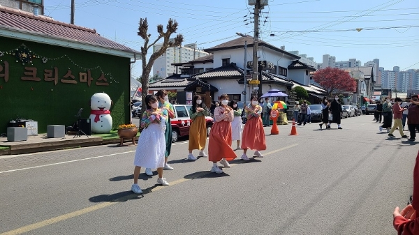 힐링 버스킹 (사진제공 = 군산시)