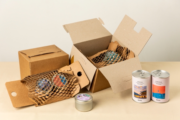 산업통상자원부가 주최하고 한국생산기술연구원 패키징기술센터가 주관하는 ‘제17회 대한민국 패키징 대전(Korea Star Awards 2023)’에서 최고상인 국무총리상을 수상한 ㈜한진의 친환경 포장재 ‘그린와플’ 모습. / 제공:한진