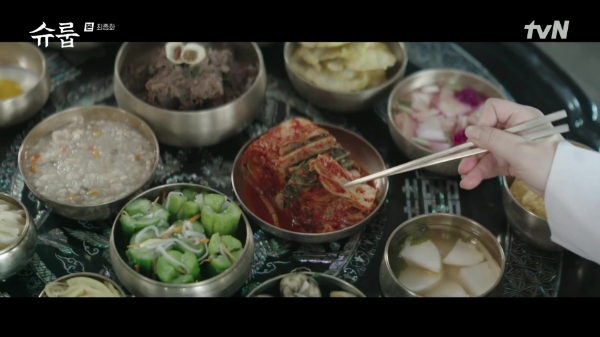 ‘K-브랜드 한류마케팅’ 드라마 속 K-푸드 PPL 장면 / 제공:aT