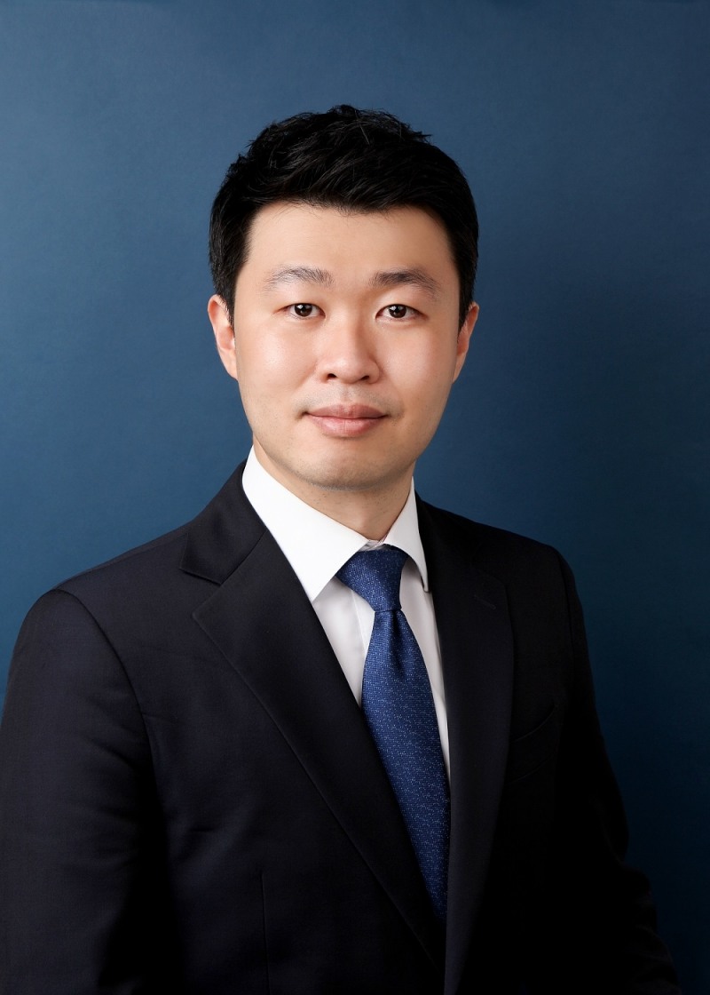 조각투자 위한 제도권 토큰 발행 속도..."블록체인 관련 법적 기준 검토해야"