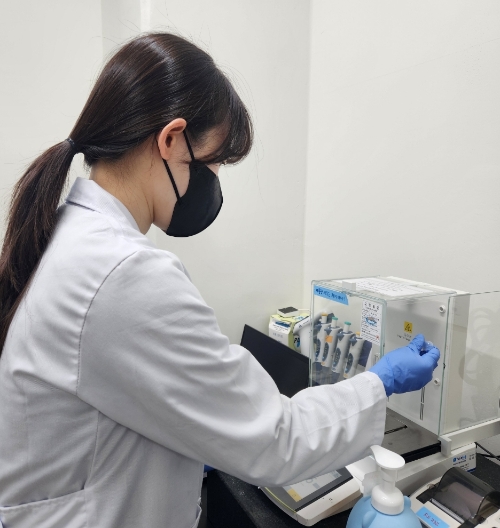 세정용 화장품 검사 모습 / 제공:경기도