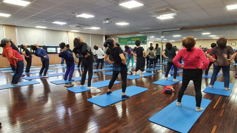 혈관튼튼운동교실 (사진제공 = 군산시)