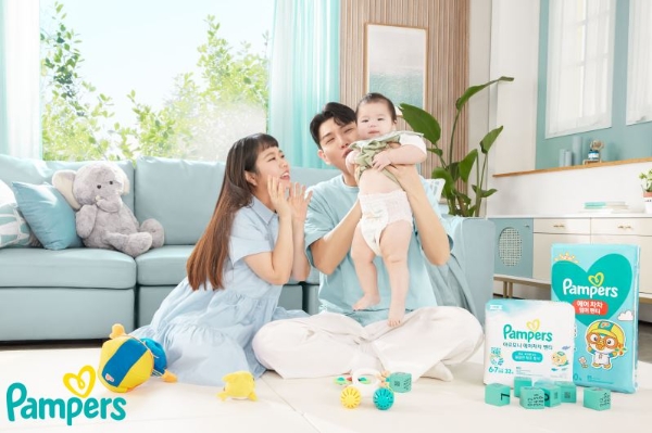 팸퍼스, 새로운 브랜드 모델로 홍현희X제이쓴 부부 발탁