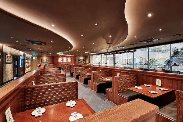 아웃백 청량리역사점 매장 내부 이미지