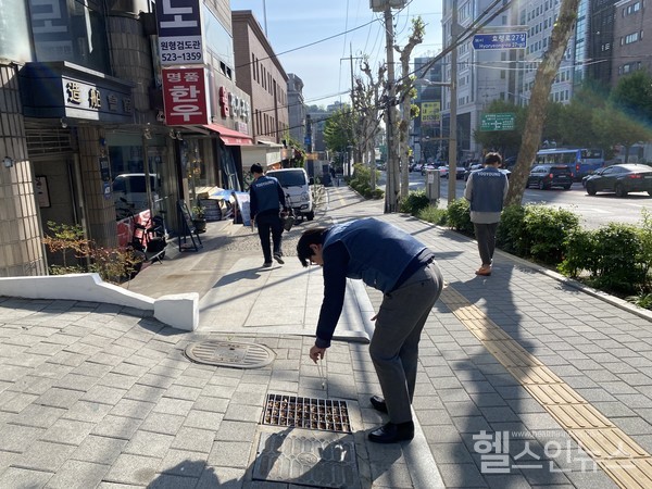 유영제약,1사1거리쓰레기줍기봉사활동진행사진