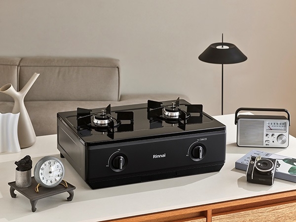 사진 : AA건전지가 전면에 배치된 린나이 AA가스레인지 신제품