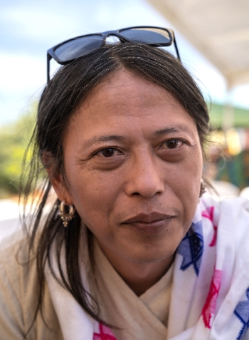 현대자동차그룹이 차세대 미디어 아티스트들의 실험적 감각을 펼칠 수 있도록 신진 아티스트 발굴 및 창작 지원을 이어간다. 현대차그룹은 3일 온라인 플랫폼 ‘커먼 가든(Common Garden)’에서 국내외 문화 예술계 주요 인사 및 미디어 아티스트, 지난 VH 어워드 수상자, 현대차그룹 관계자 등이 참석한 가운데 ‘제5회 VH 어워드(VH AWARD)’ 영예의 대상 수상자를 발표했다. 사진은 제5회 VH 어워드 대상 수상자 수바시 테베 림부 작가 (Subash Thebe Limbu) 모습. / 사진 = 수바시 테베 림부 작가 제공