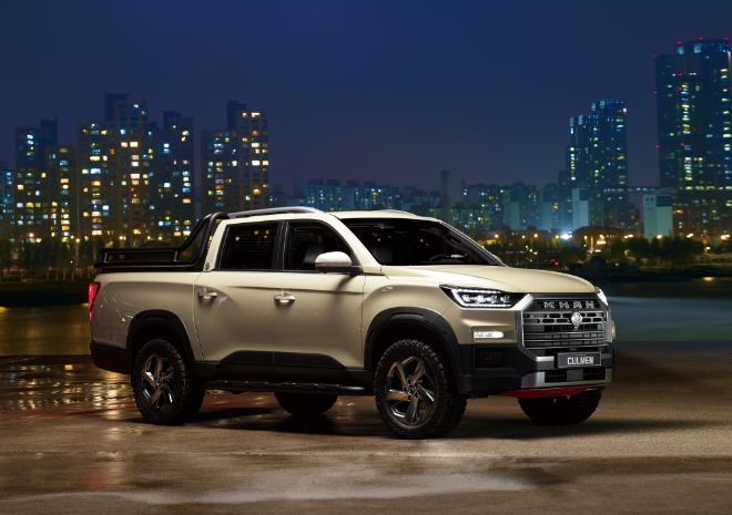 KG모빌리티는 대형 SUV 렉스턴과 픽업트럭 렉스턴 스포츠&칸 등 렉스턴 브랜드가 또 한번의 진화를 통해 정통 SUV의 가치를 담아 품격을 높여 렉스턴 뉴 아레나와 렉스턴 스포츠&칸 쿨멘으로 새롭게 선보인다고 3일 밝혔다. 사진은 렉스턴 스포츠&칸 쿨멘의 모습. (사진 =  KG모빌리티 제공)