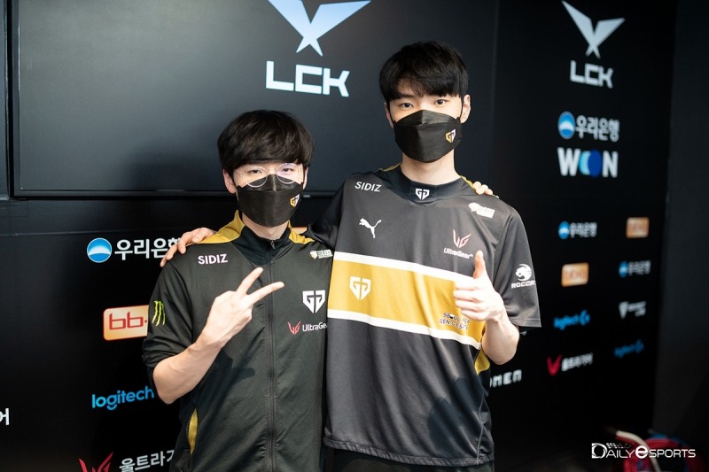 게임을 '다르게' 하는 G2, 봉쇄의 키는 '피넛'-'쵸비'에게