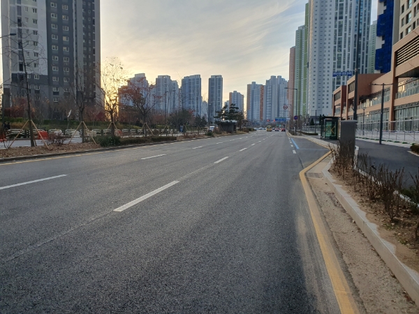 남동구 고잔동 앵고개로 도로 정비 후 모습 / 제공:인천시