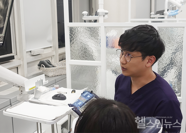 고르다치과의원김현중원장