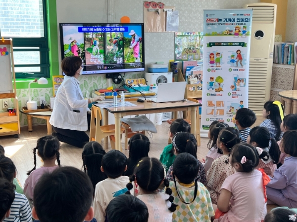 감염병 예방 홍보 (사진제공 = 담양군)