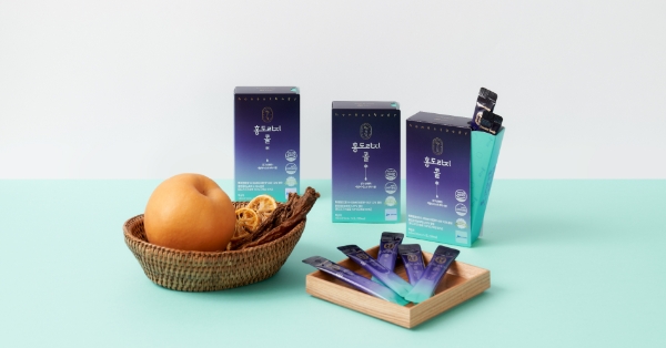 JW중외제약, 액상 스틱 신제품 ‘홍도라지콜’선봬 / 사진 = JW중외제약 제공