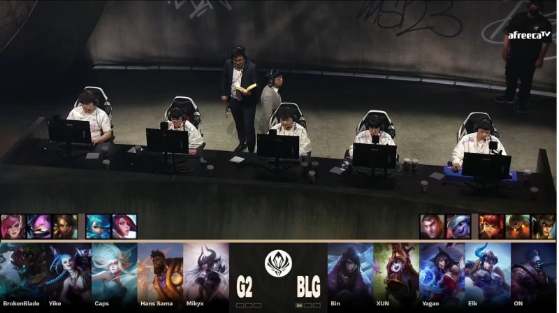 아프리카TV MSI 중계화면 캡쳐, 2세트 밴픽