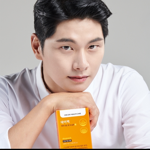 배우 이이경, 올인원 비타민 ‘데이팩’의 전속모델로 선정