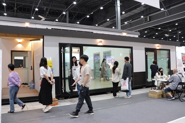 경기 남부 최대 건축박람회 ‘2023 수원경향하우징페어’ 수원메쎄서 성황리 개막