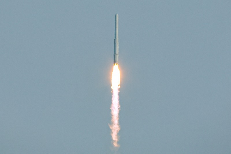 전남 고흥 나로도 우주센터에서 25일 오후 6시 24분 한국형 발사체 누리호가 성공리에 발사됐다. / 사진=연합뉴스