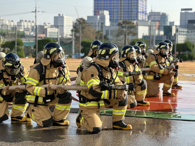 소방학교 교육생 훈련 / 사진 = 광주광역시 제공