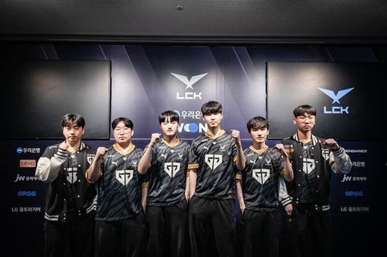 KT-T1 연달아 제압한 젠지, 디팬딩 챔프의 위용 살렸다